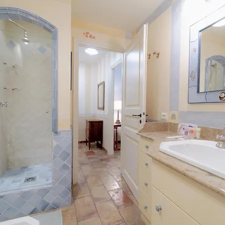 Premium In Place Des Lices * Saint Tropez